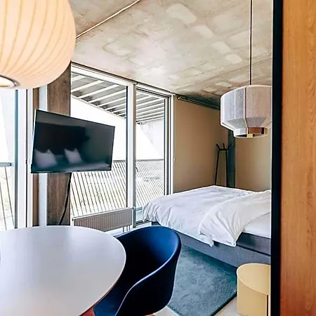 A Place To Hotell 3*